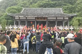 宜州：壮族传统婚礼习俗展示为“三月三”节庆添彩图片