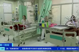 印度医院人满为患！两个病人共用一张病床，去世患者被放在医院走廊图片