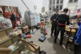 “你乖乖的，叔叔带爸爸出去玩几天就回来”图片