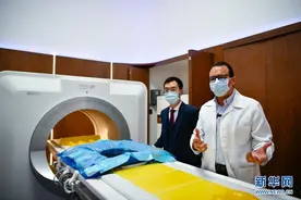 中国自研“海扶刀”肿瘤治疗技术落地墨西哥图片