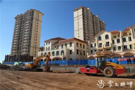 麒麟区市政道路建设如火如荼图片