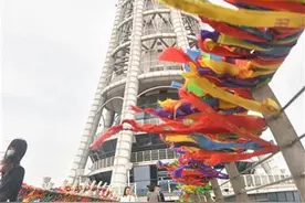 极目中国万里行丨驶上杭州湾跨海大桥，带你去看世界唯一海上观光平台图片