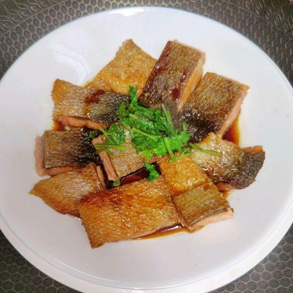 大马哈鱼干怎么做好吃 2025年大马哈鱼干怎么做好吃又简单