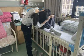 “妈妈，等我不在了，把我遗体捐了吧。”浙江15岁少年结肠癌晚期，一句话说哭所有人图片