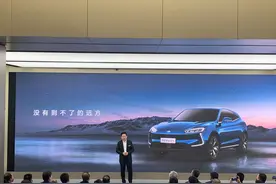 华为余承东亲自下场卖车：弥补手机利润下滑，5月开始交付图片