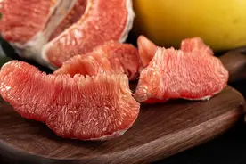 降压药与柚子同食可能致命视频封面