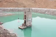 内蒙古一尾矿库溢流井泄漏点完成封堵视频封面