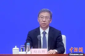 截至去年底，城乡居民最低生活保障平均标准达678元/人·月图片