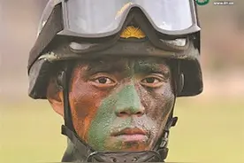 记武警广东总队机动支队某中队中队长彭星：特战尖兵的"星光大道"图片