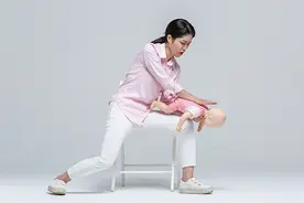 关键时刻能救命！海姆立克的不同年龄急救法