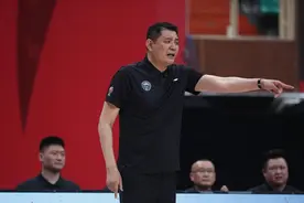 媒体人：剧情需要 巩晓彬指导也许还会王者归来图片