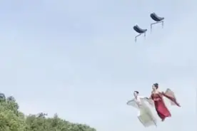 可怕！游客体验“天外飞仙”被撞头破血流 景区这样回应图片