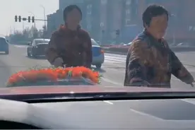 接亲婚车被拦十几次要走60多包烟，河南项城文明办：个别现象图片