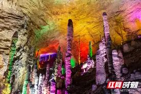 “五一”专属福利！张家界黄龙洞景区对自驾游车主免门票图片