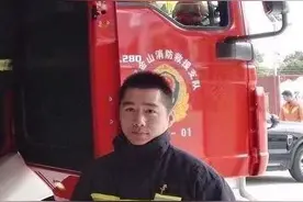 探访浙籍牺牲消防员家乡：知道这个不容易的孩子离去，村民眼泪止不住掉图片