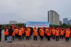 望城启动全城大清洗、大扫除活动图片