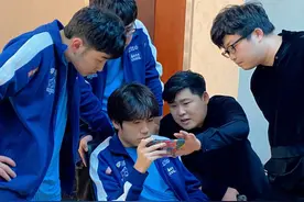 KPL封面观察｜电竞界萧规曹随：SK的“话疗”与林的信任危机图片