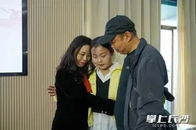 女婴11个月时被抱走，家中保姆神秘失踪！26年后，警方凭这项技术带她回家图片