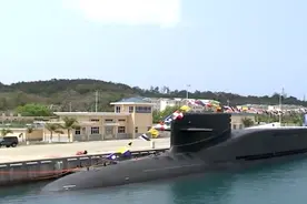 重磅入列！从命名看中国海军此次服役的三型主战舰艇都是何等利器图片