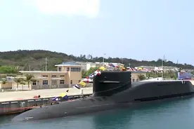 重磅入列！从命名看中国海军此次服役的三型主战舰艇都是何等利器图片