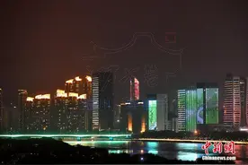 1500架无人机点亮福州夜空 迎第四届数字中国建设峰会图片