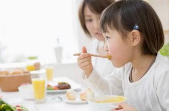 番茄薯仔花胶 番茄薯仔花胶汤的做法