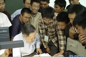 新华全媒+丨清华110岁了，听听“先生”们怎么说……图片