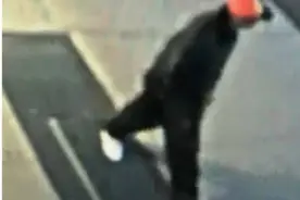 纽约亚裔男子收集易拉罐时遭袭击后重伤，两年前移民纽约却因疫情失去工作图片