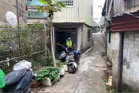 磨刀手滑砍断自己大腿动脉 猪肉摊老板倒血泊身亡图片