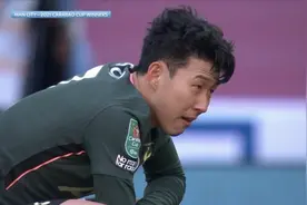 热刺失冠孙兴慜赛后落泪，贝尔、德布劳内上前安慰图片