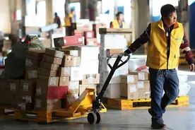 一件派送费约1元，快递价格战恶性循环？图片