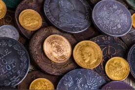 遍地黄金——关于小说与历史及《苏联的外宾商店：为了工业化所需的黄金》图片