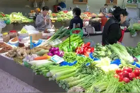 咸肉糯米饭即将上桌 8元一斤的豌豆成时下杭州菜场最亮眼的蔬菜图片