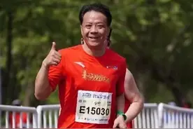坚持跑步9年，带动周边人一起运动，李宁——像风一样奔跑，带来健康自信图片