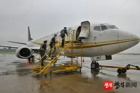 中国邮政开通南京首条直飞日本全货机国际航线，往来国际邮件更便捷图片