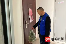 买菜回来，家门口的鞋柜、地毯、门铃“不翼而飞”……图片