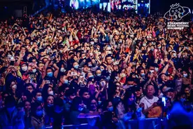 真这么火？预售门票光速告罄！草莓音乐节让长沙热度大涨图片