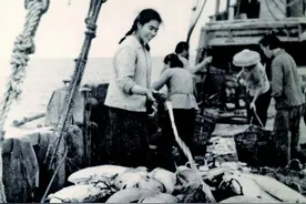 63年前，一群渔家妹冲破禁忌闯出北部湾传奇图片
