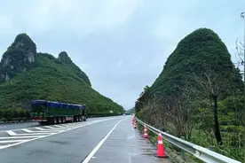沿着高速看中国：路通百业畅“野鸡”变“凤凰”图片