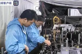刷新纪录！中国科学家将光存储时间提升至1小时图片