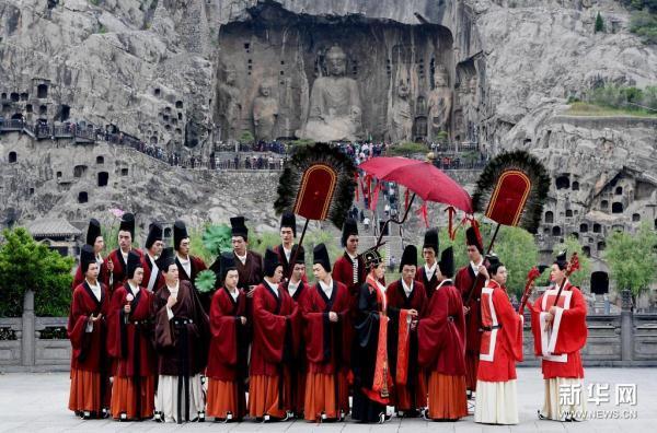 国宝“复活”记——真人版龙门石窟《帝后礼佛图》是怎样“炼”成的