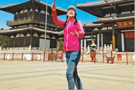 “绳彩”飞扬 跳出花样生活图片