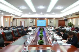 【湘潭中院队伍教育整顿进行时（十九）】是什么大事？让纪委监委、法院、检察院的负责人都坐到了一起。图片