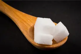 碳水化合物就是糖类吗？视频封面
