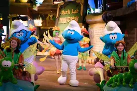 蓝精灵乐园一岁推出新玩法，今年将新增“水上游乐”、“洞穴探险”以及极限项目图片