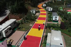 上新了！四川宜宾红岩山景区房车露营项目开园助力乡村振兴图片