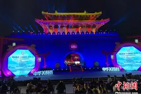 “中华美食荟”暨“江苏味道”餐饮促消费活动在扬州启幕图片