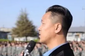 知识能改变命运吗？“北大保安第一人”再次回答这个问题……图片