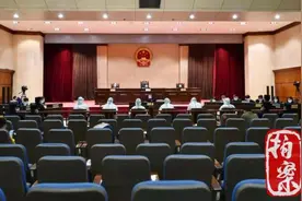 搬到一半坐地起价……这个搬家公司咋这么豪横？图片