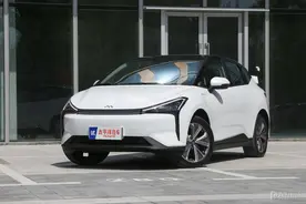 摩登汽车Modern in实拍图曝光 续航610km图片
